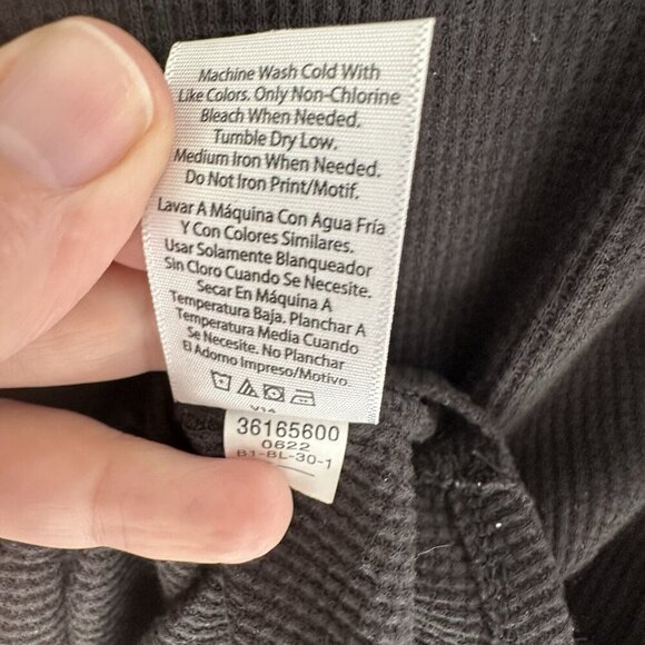 Time & Tru Women's Long Sleeve Waffle Knit Thermal Top Shirt Medium Basic Black‎ - Picture 5 of 5